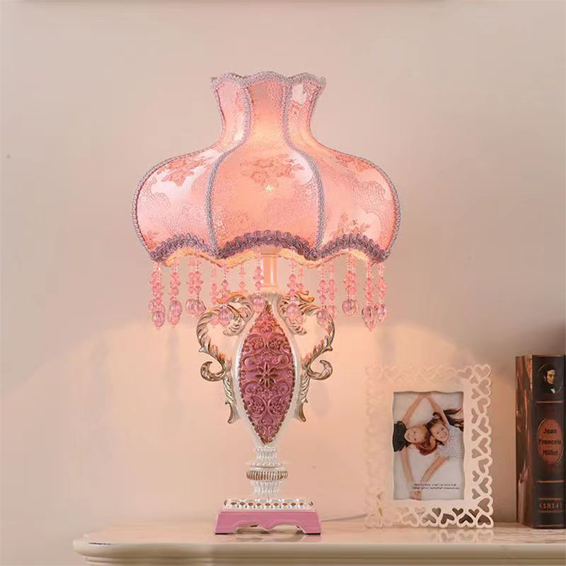 Luminária de Mesa Rosa Europei - Desk Lamp Led avaliação e preço